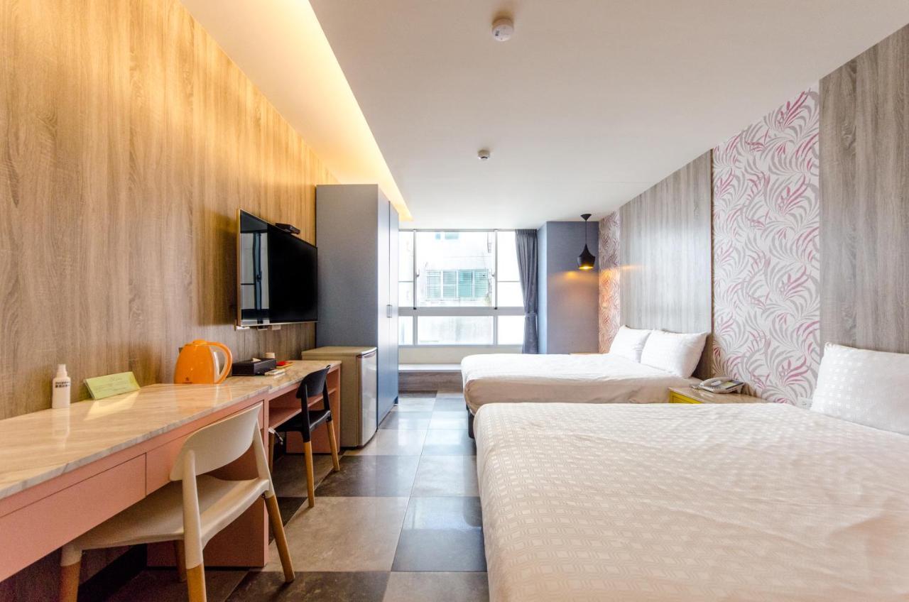 P&E Hotel Тайнань Экстерьер фото