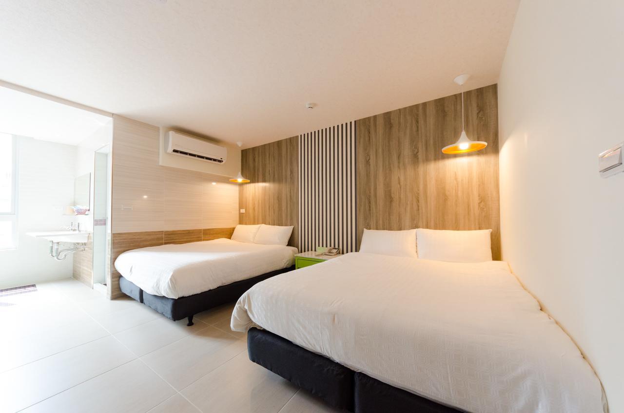P&E Hotel Тайнань Экстерьер фото